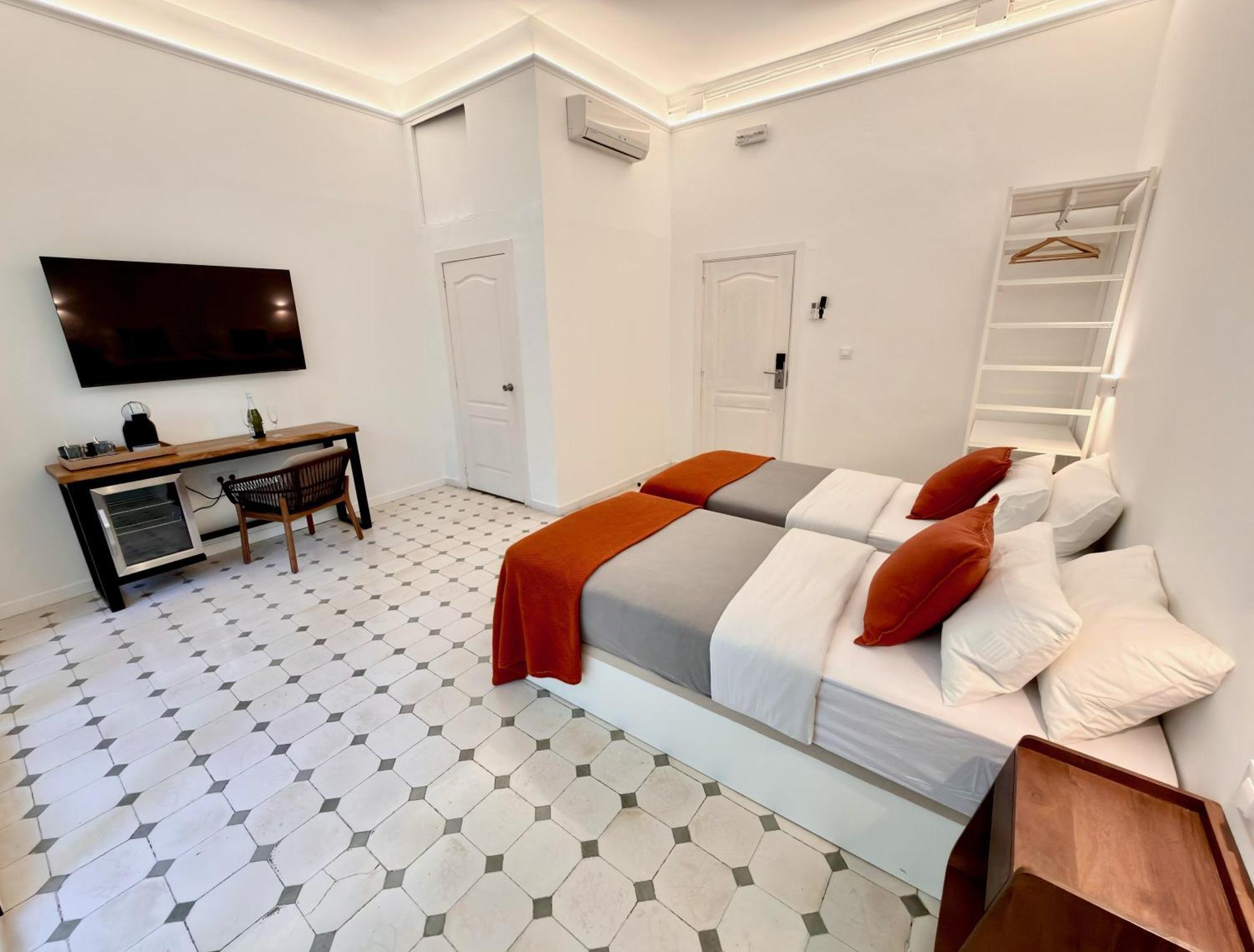 Don Fabrizzio, Barcelona